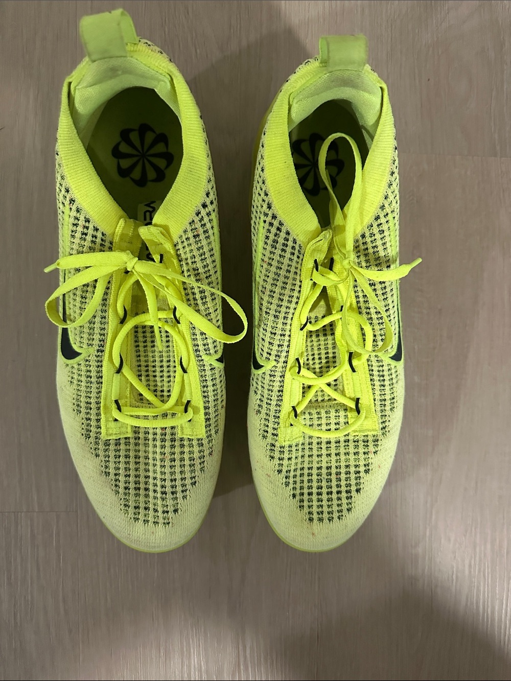 Nike Men’s Neon Yellow Knit Running Sneakers with Black Swoosh
